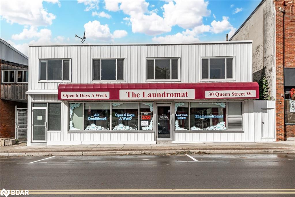 30 Queen Street W Property Photo
