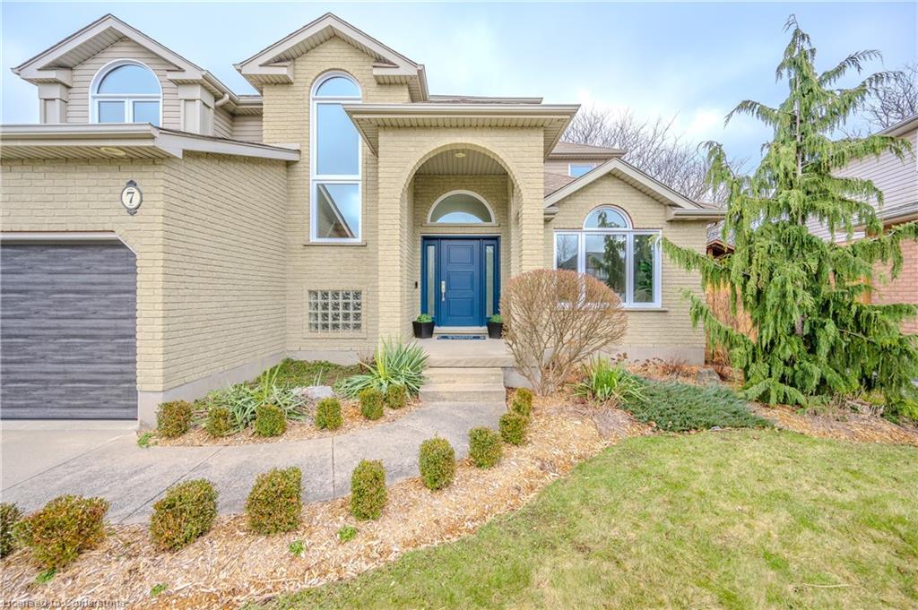 7 Elderberry Court Property Photo 6