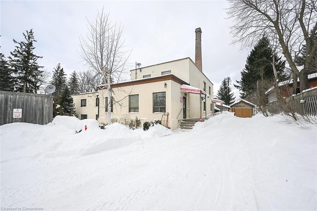 59 Willow Street N Property Photo 8