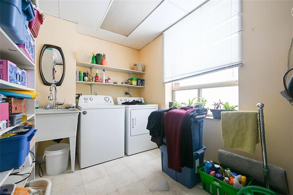 59 Willow Street N Property Photo 18