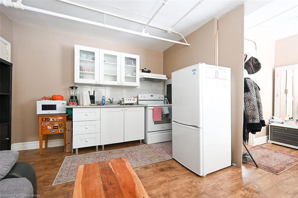 59 Willow Street N Property Photo 20