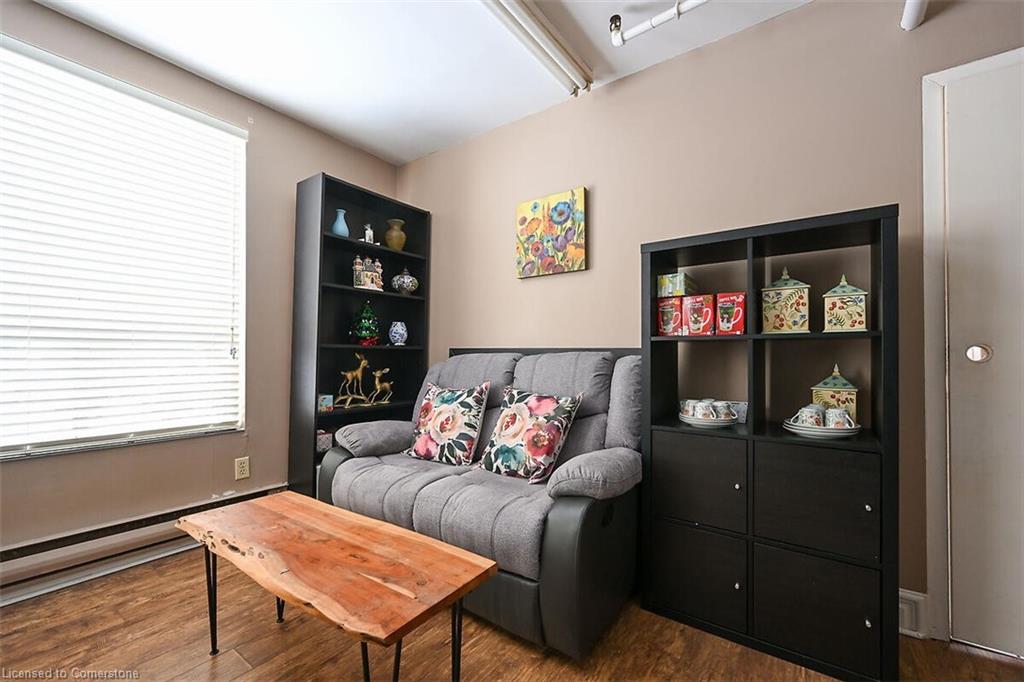 59 Willow Street N Property Photo 22