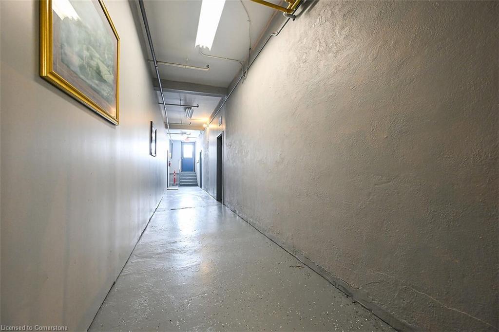 59 Willow Street N Property Photo 32