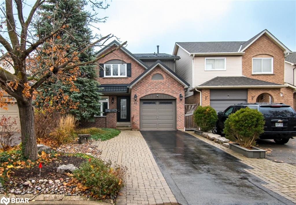 1024 Bm Bronte Meadows Real Estate Listings Main Image