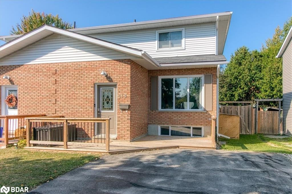 319 Third Avenue Property Photo