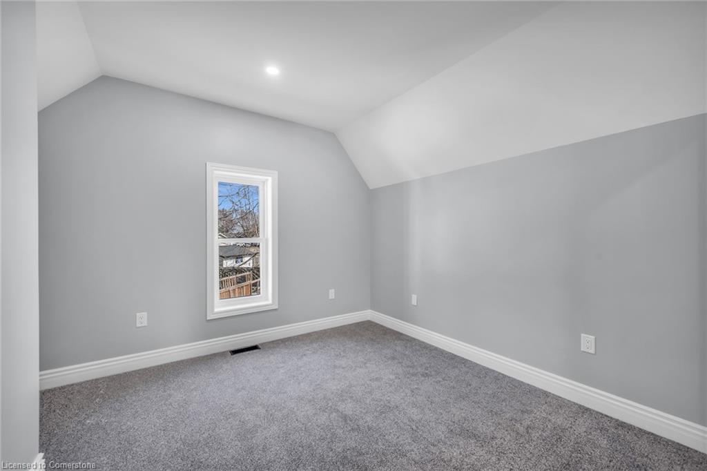 2076 Main Street N Property Photo 25
