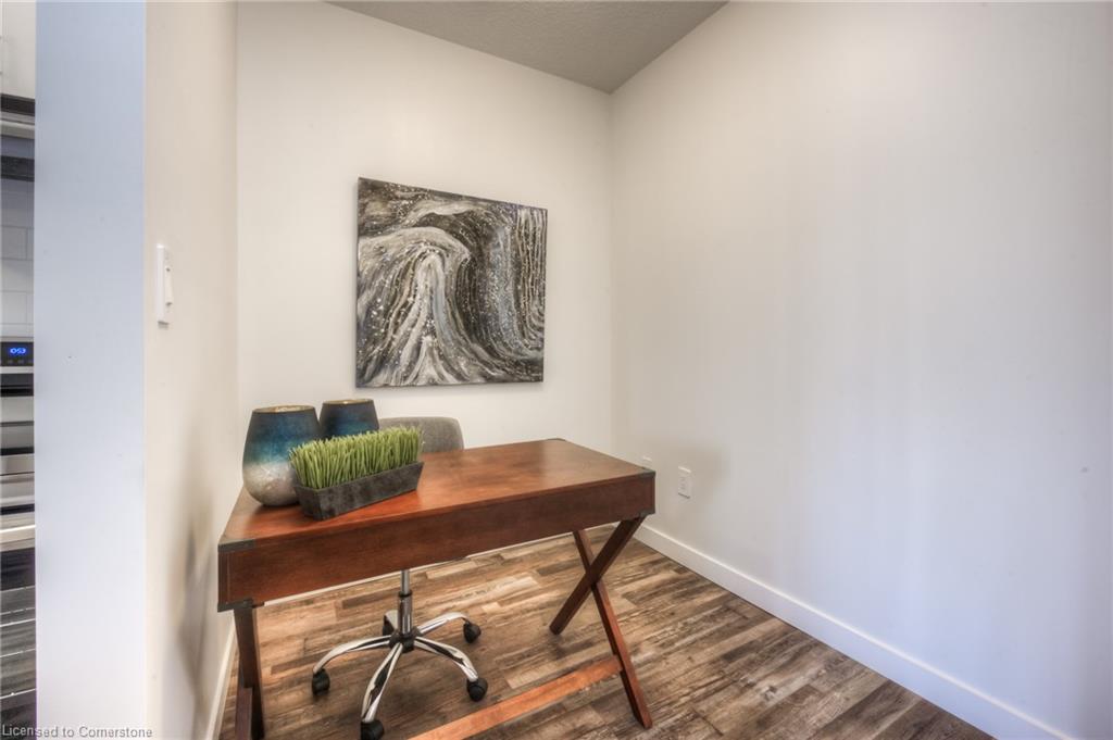 315-1442 Highland Road W Property Photo 20