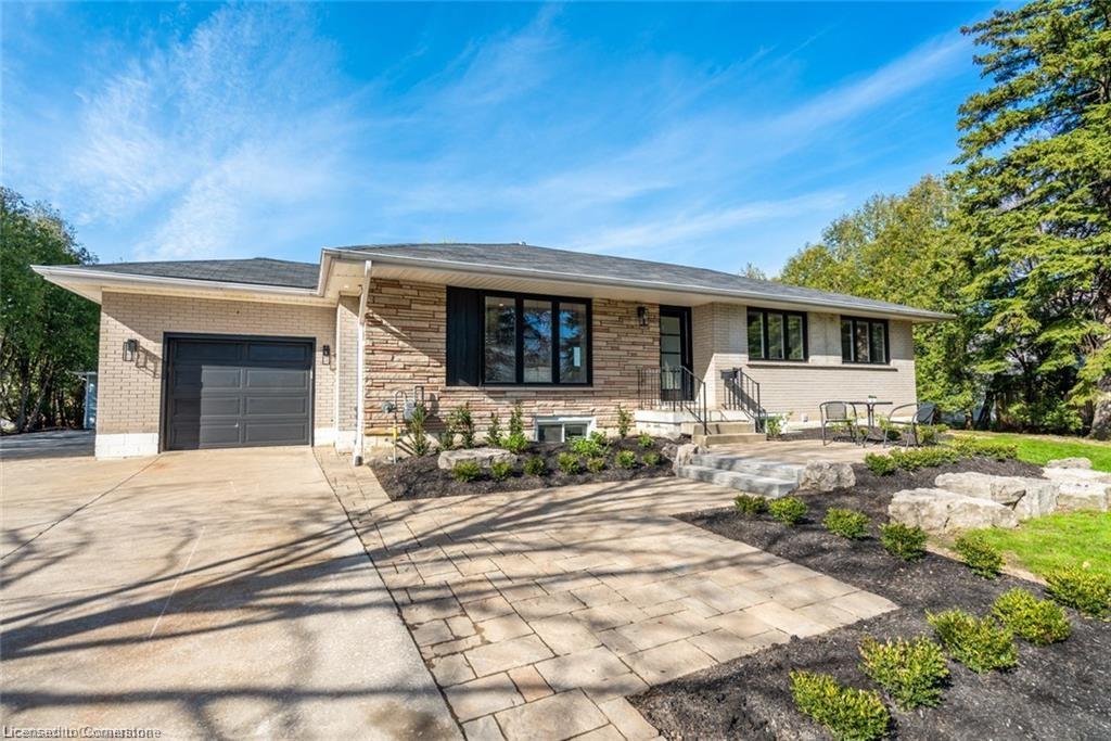 54 Aberdeen Avenue Property Photo 3