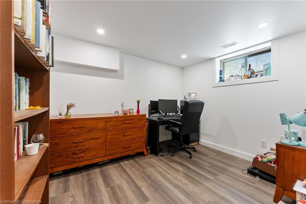 54 Aberdeen Avenue Property Photo 28