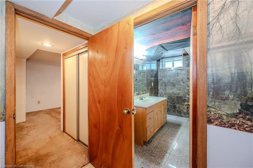 100 Boniface Avenue Property Photo 36