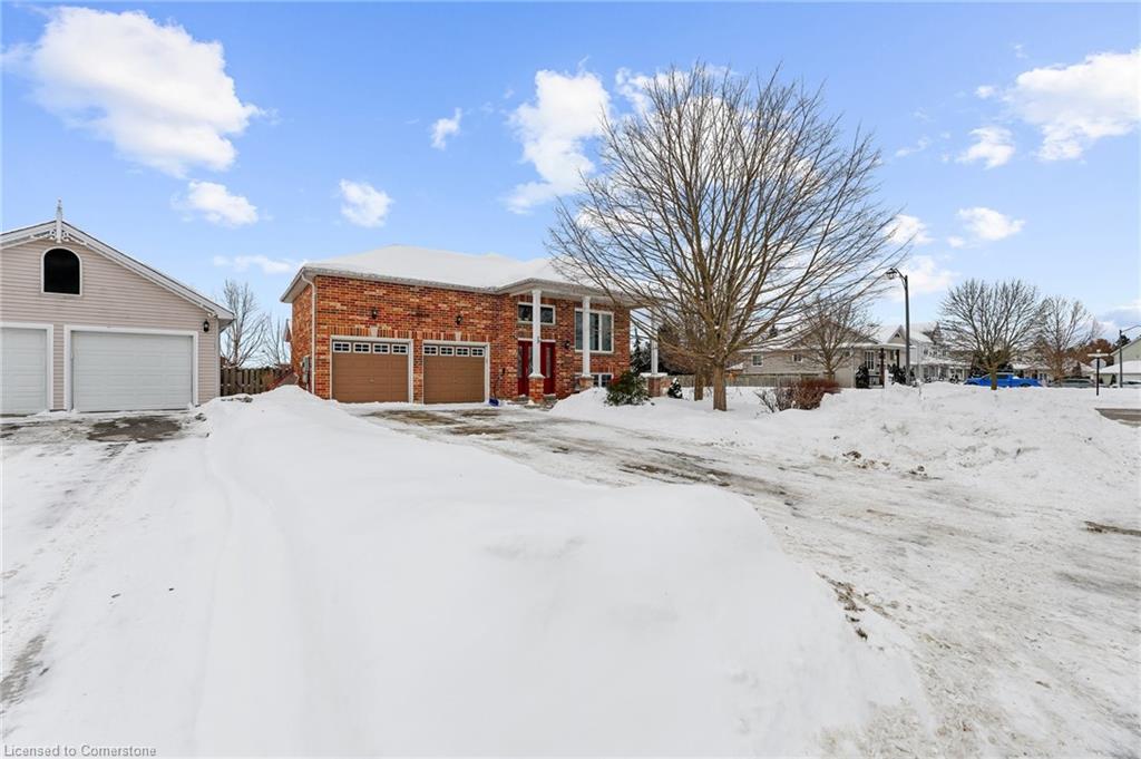 1 Beynon Court Property Photo 5