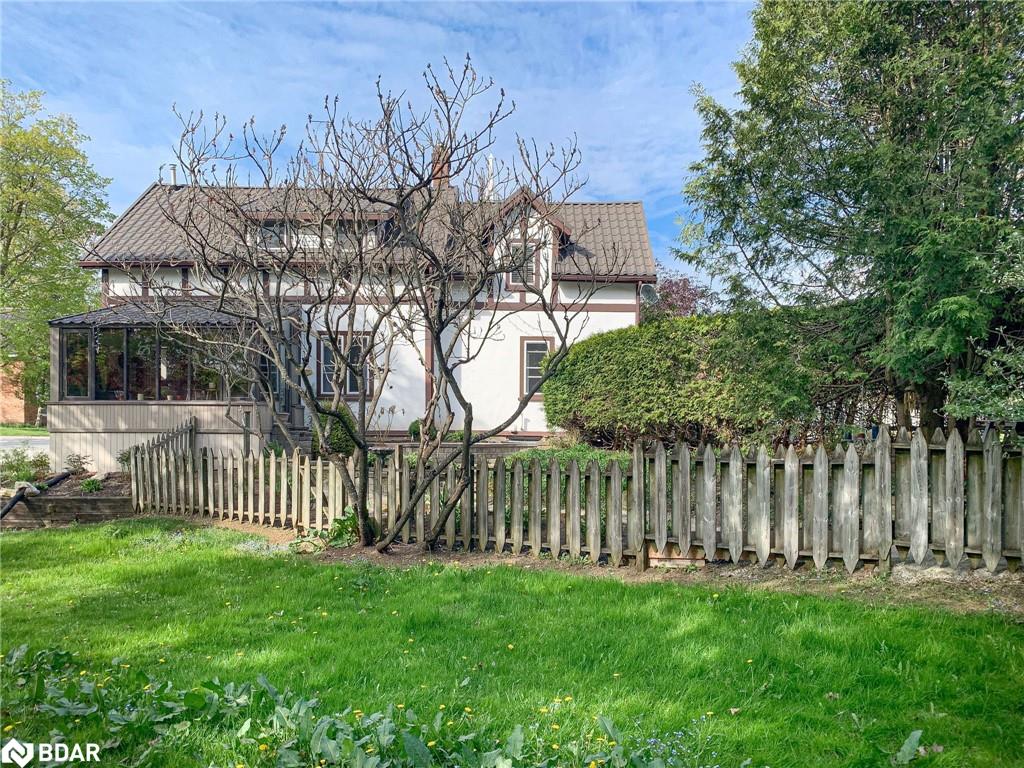 30 Hill Street Property Photo 34