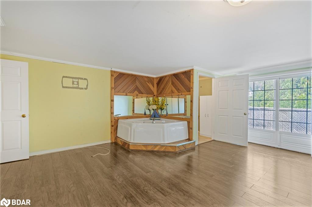 4201 Huronia Road Property Photo 16