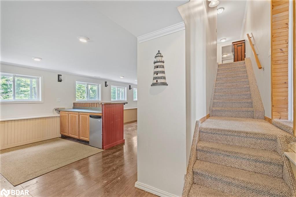 4201 Huronia Road Property Photo 21