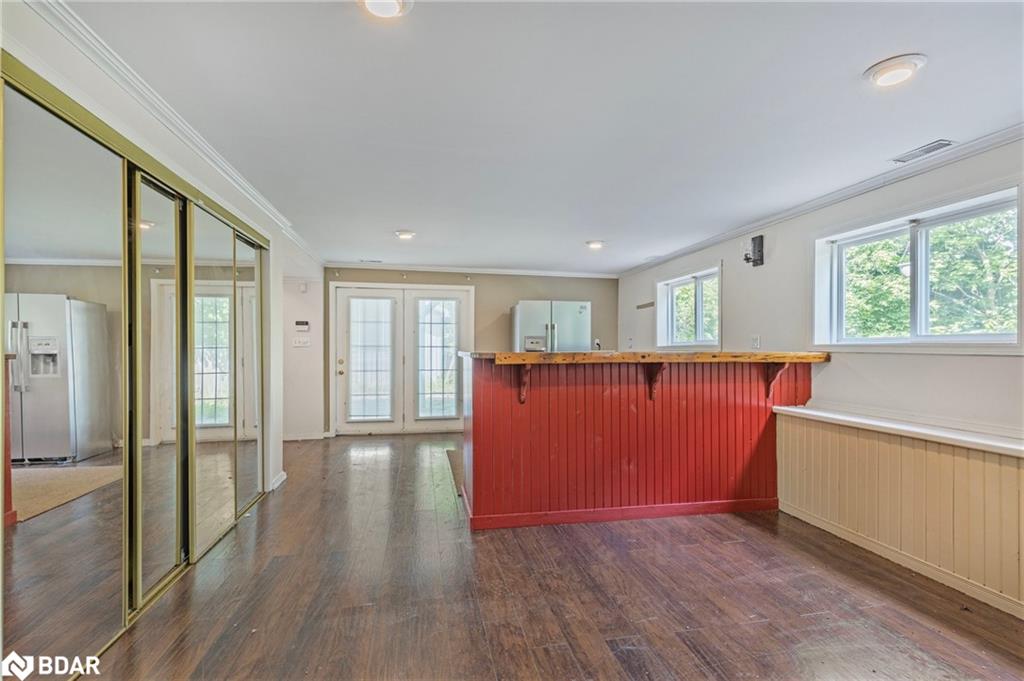 4201 Huronia Road Property Photo 23
