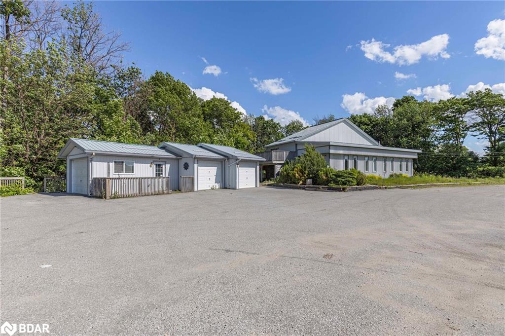 4201 Huronia Road Property Photo 28