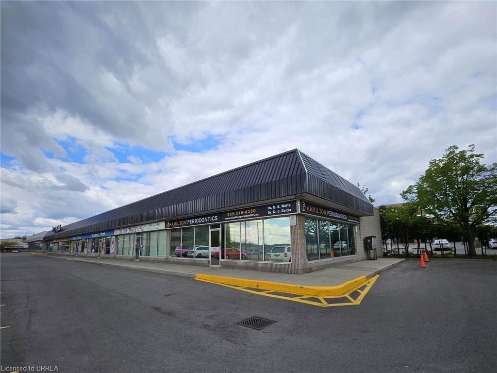 B1-86 Mall Road Property Photo