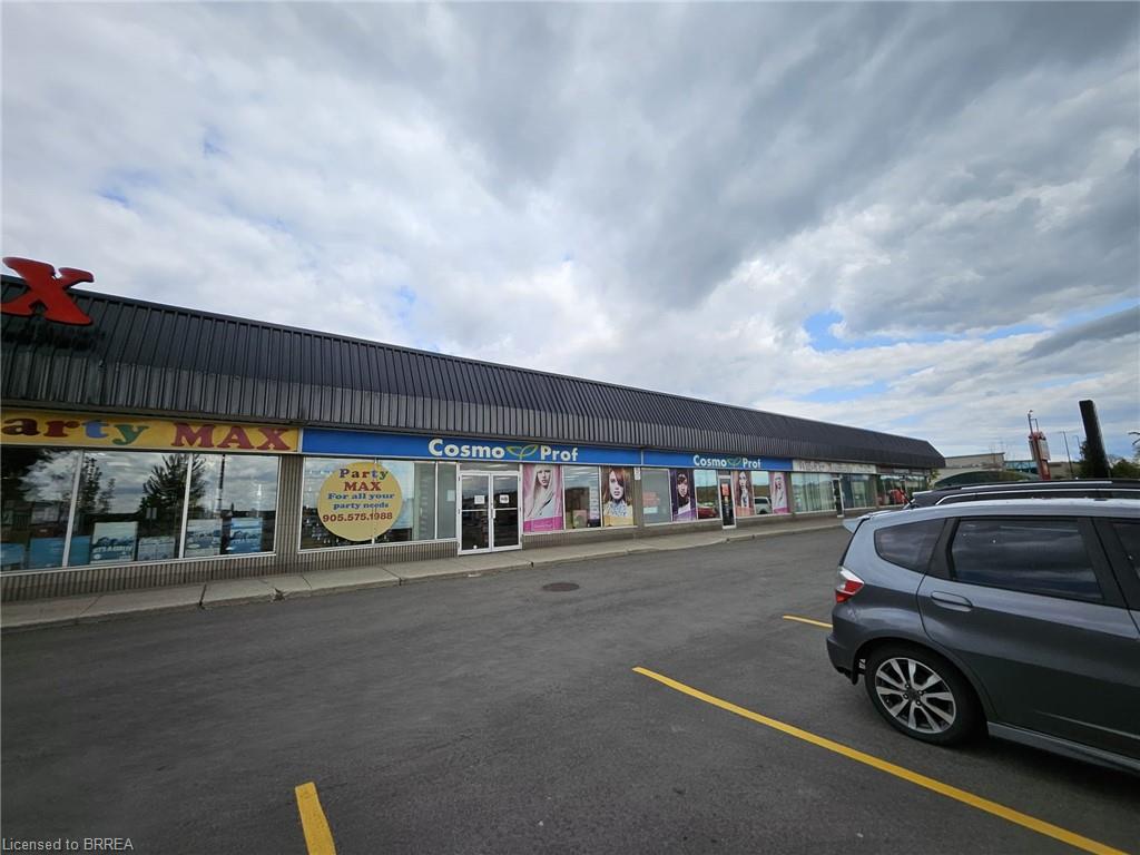 B1-86 Mall Road Property Photo 3