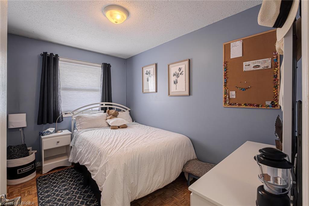 9 Blueridge Crescent Property Photo 20