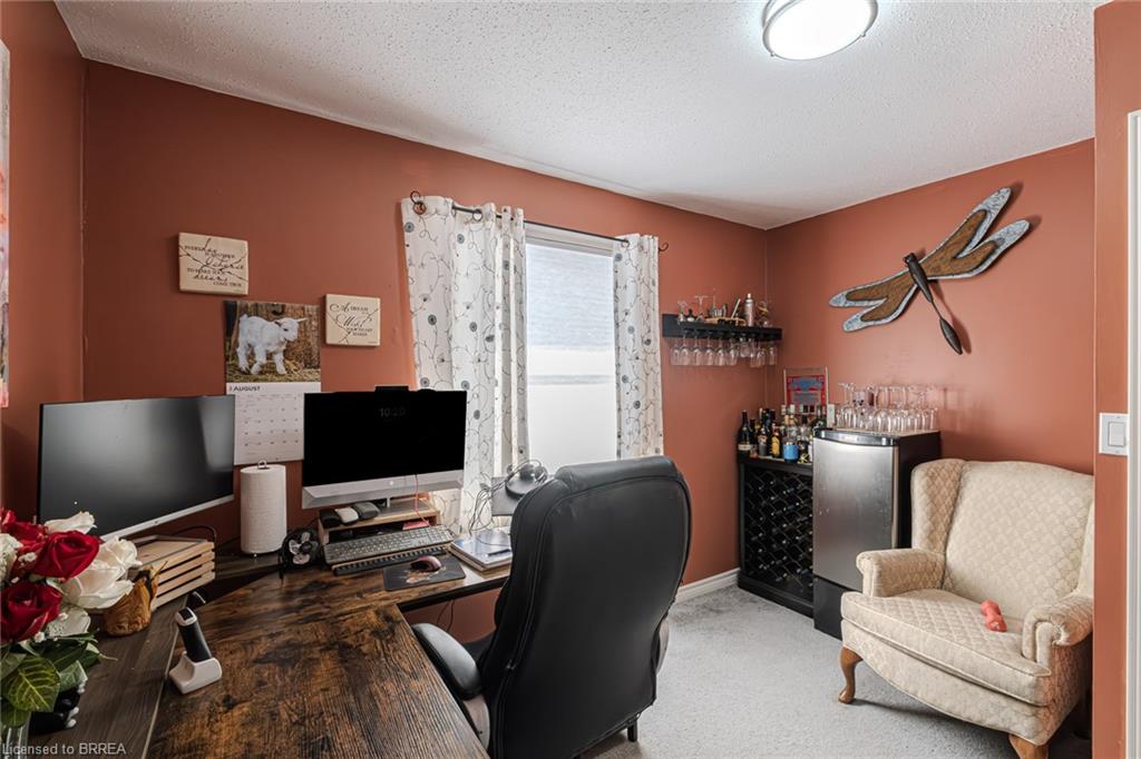 9 Blueridge Crescent Property Photo 34
