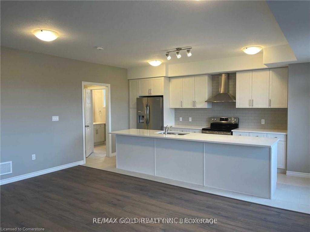 78 Wheat Lane Property Photo 5