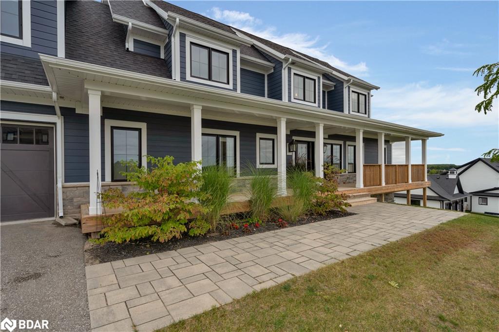 28 Thoroughbred Drive Property Photo 2