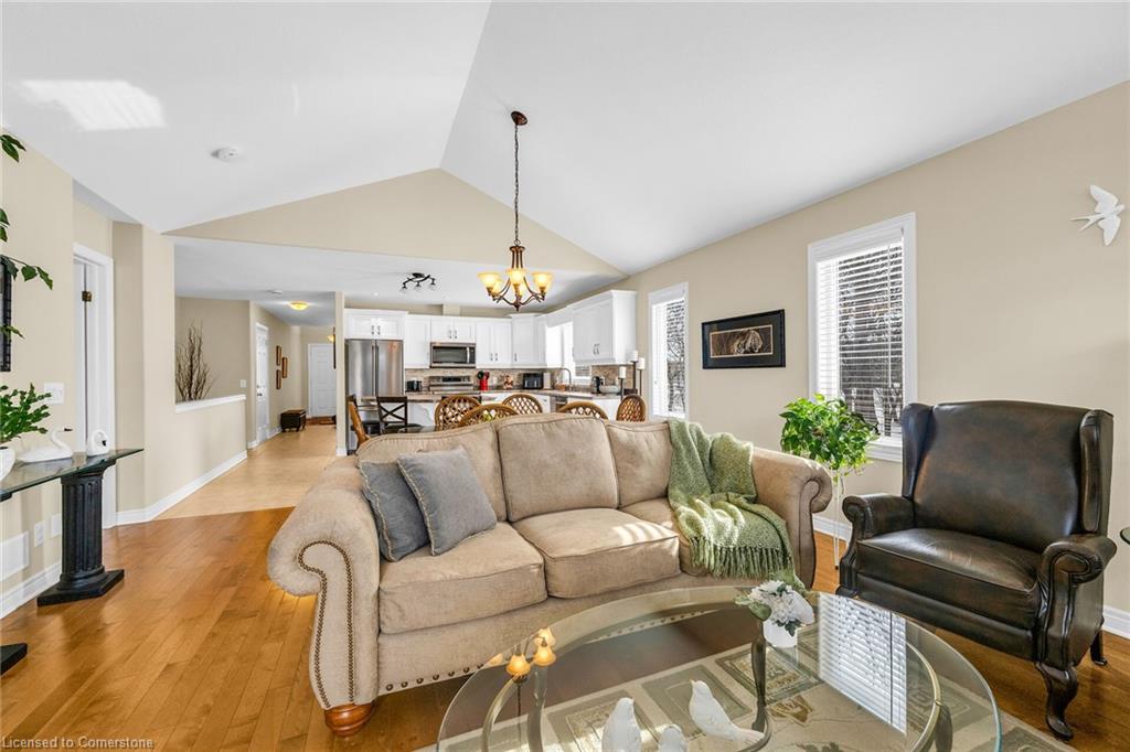 16-603 Welland Avenue Property Photo 11