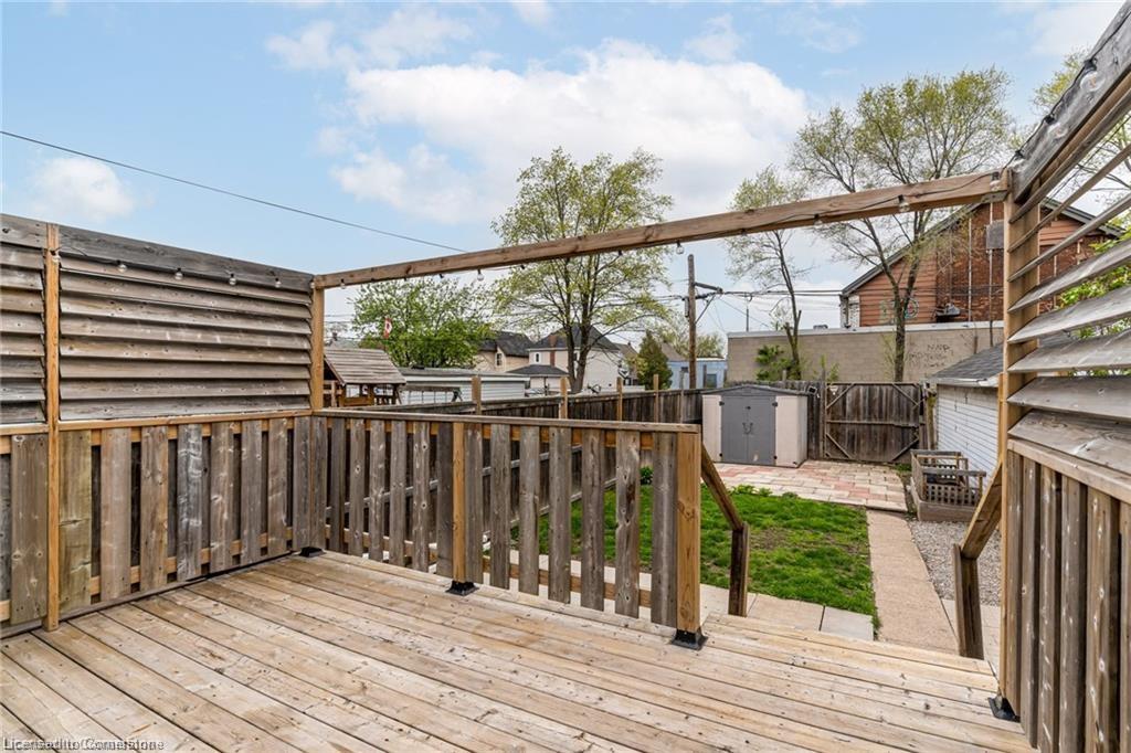 95 Case Street Property Photo 16
