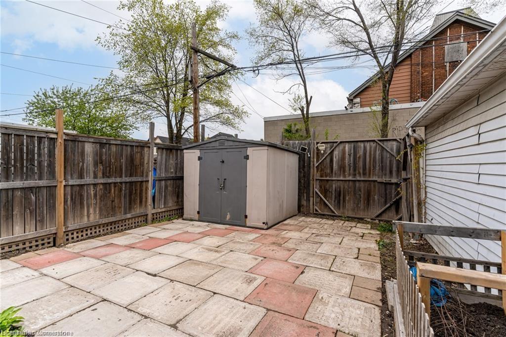 95 Case Street Property Photo 18