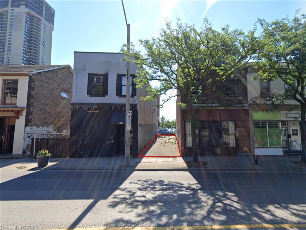 95 John Street S Property Photo 2
