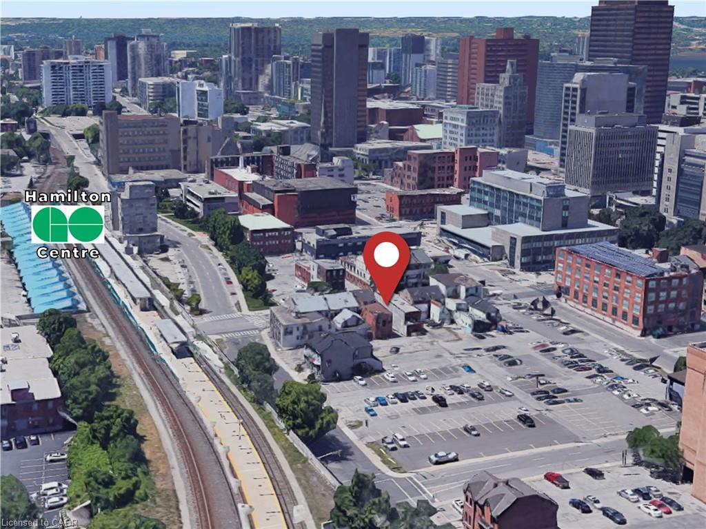 95 John Street S Property Photo 3