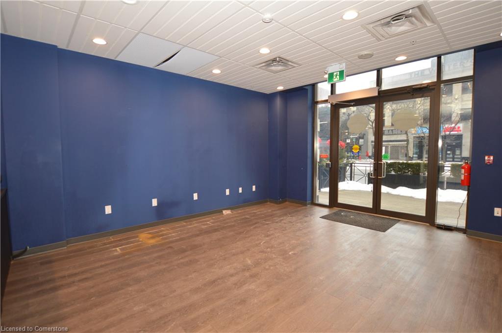 120 King Street E Property Photo 12