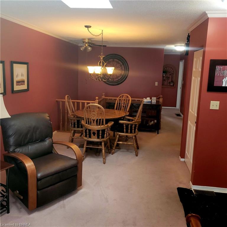 16-1030 Colborne Street E Property Photo 7