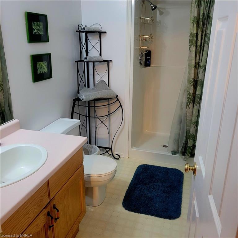 16-1030 Colborne Street E Property Photo 13