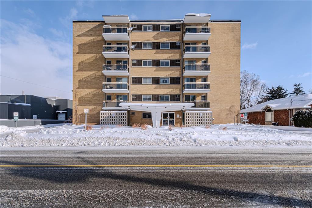 203-87 St George Street Property Photo