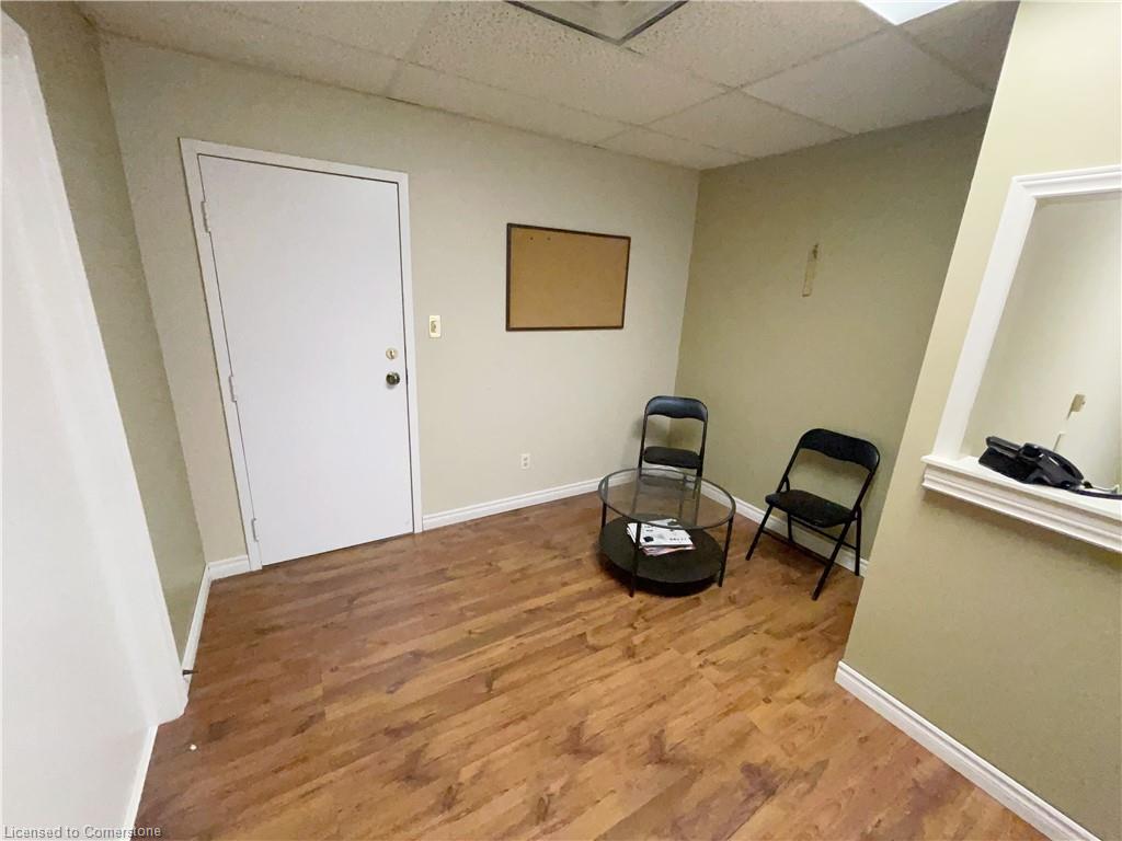 585 Queen Street S Property Photo 10