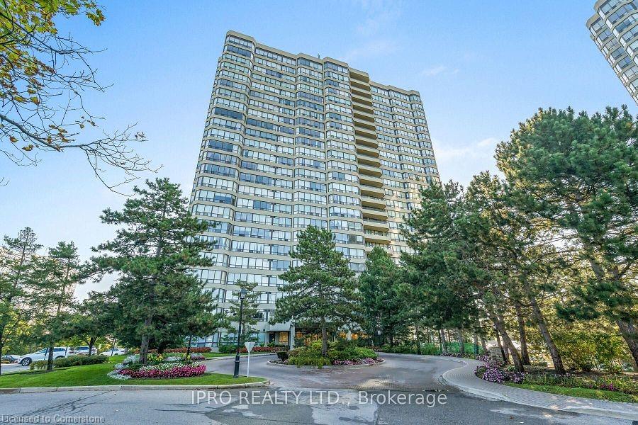 Hanover Public School Real Estate Listings Main Image