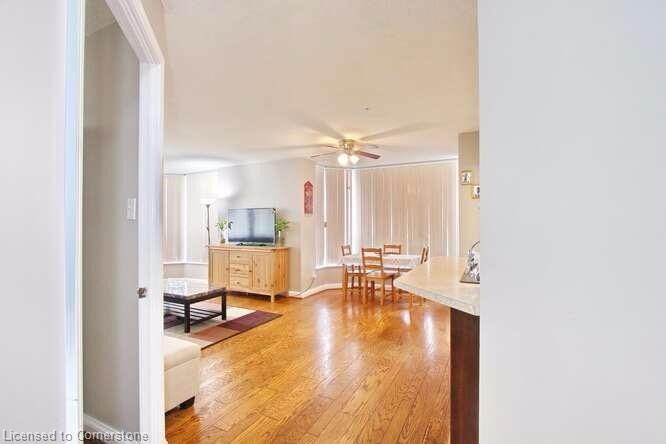 210-22 Hanover Road Property Photo 9