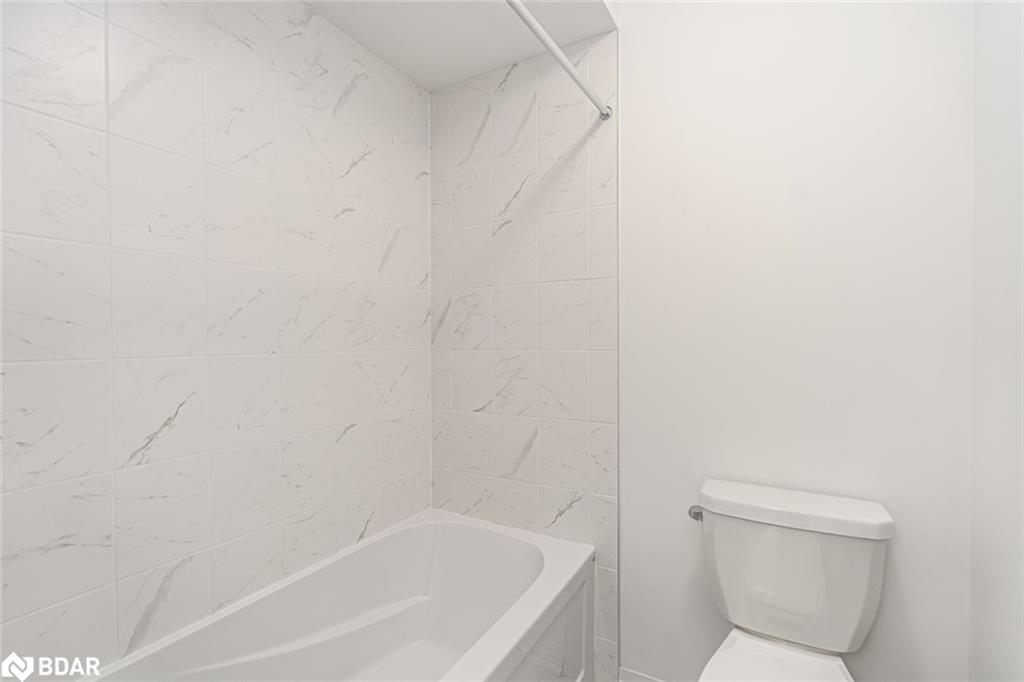 112 West Oak Trail Property Photo 11
