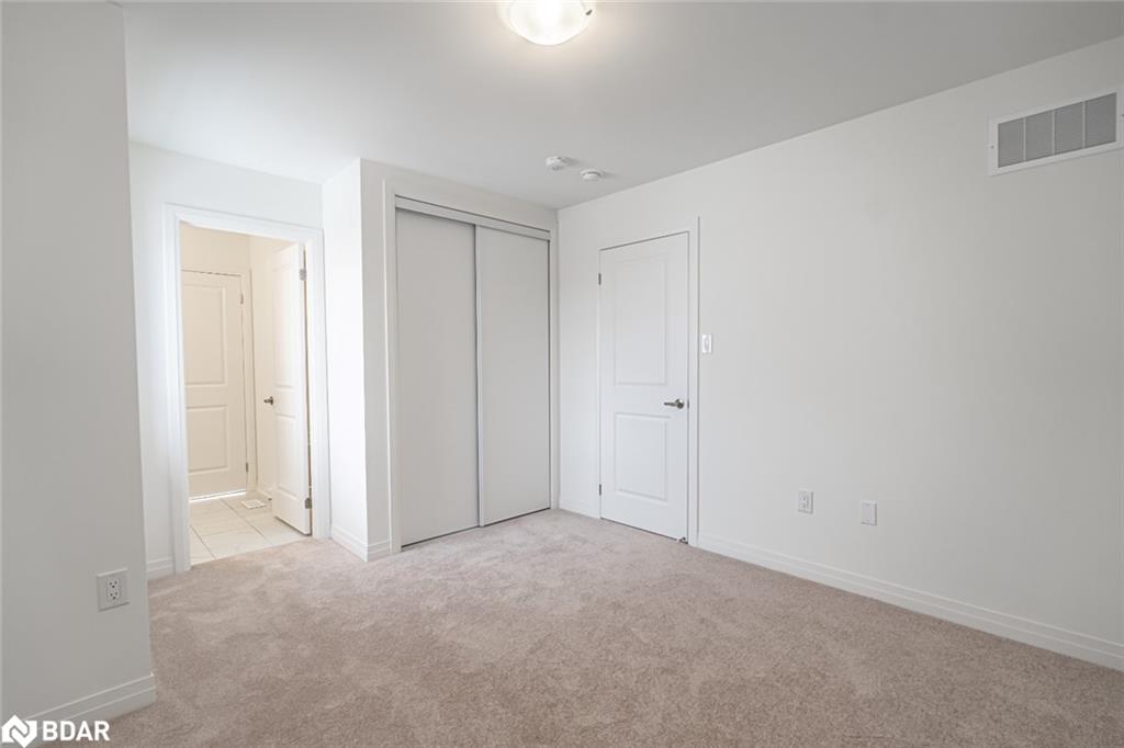 112 West Oak Trail Property Photo 12