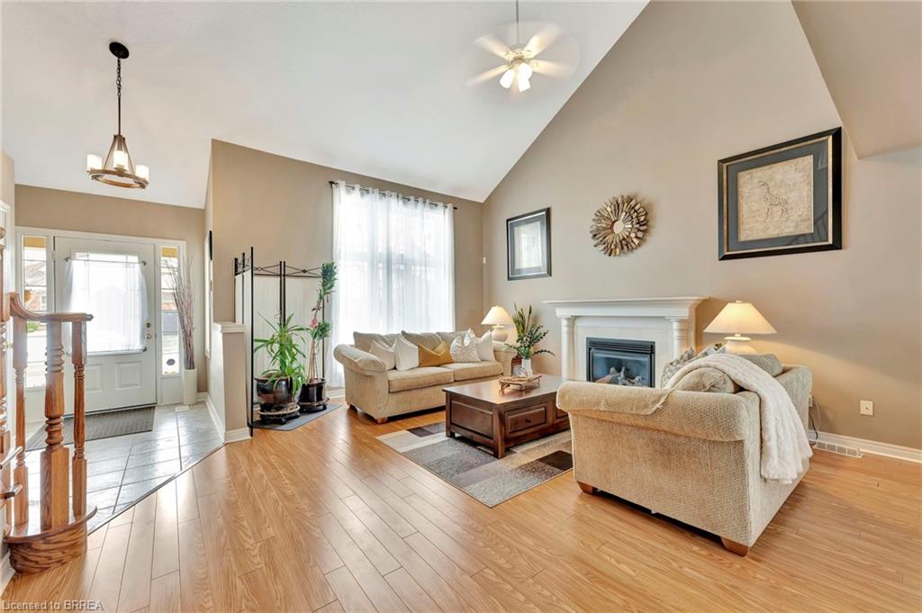 15 Cardinal Lane Property Photo 8