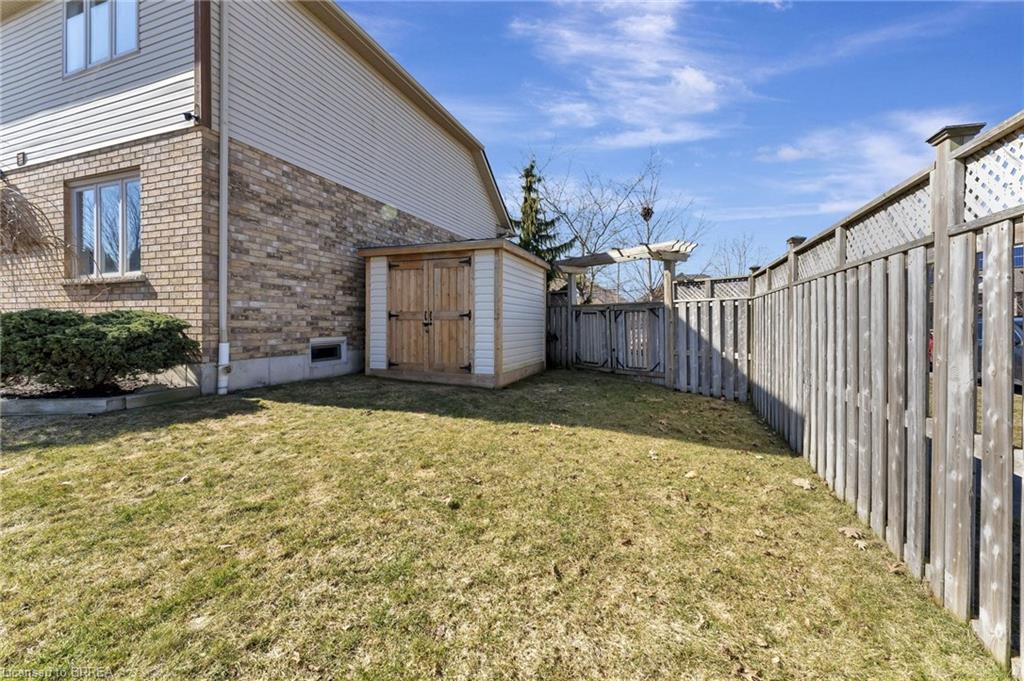 15 Cardinal Lane Property Photo 43