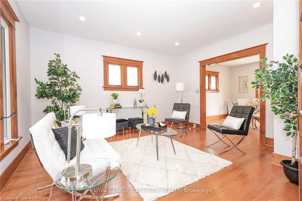 5810 Symmes Street Property Photo 7