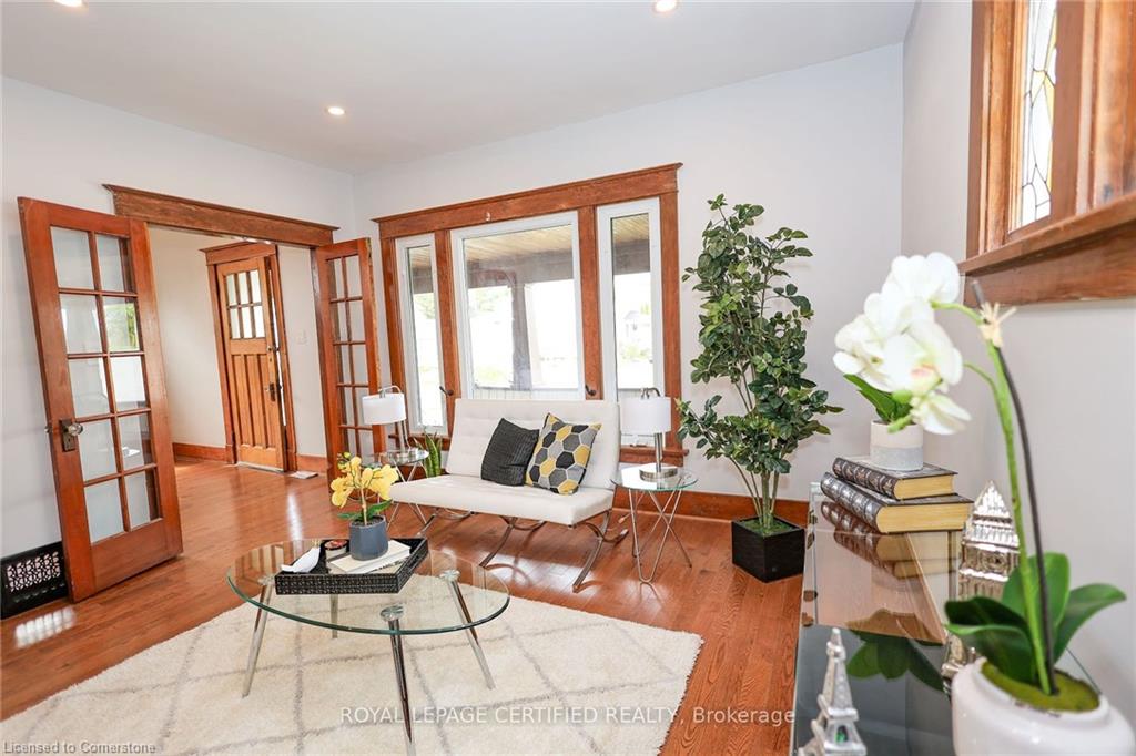 5810 Symmes Street Property Photo 10