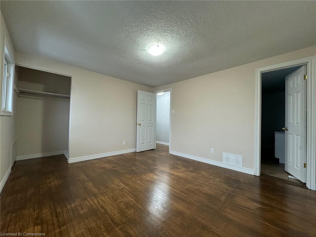 8 Mcgarry Drive Property Photo 10