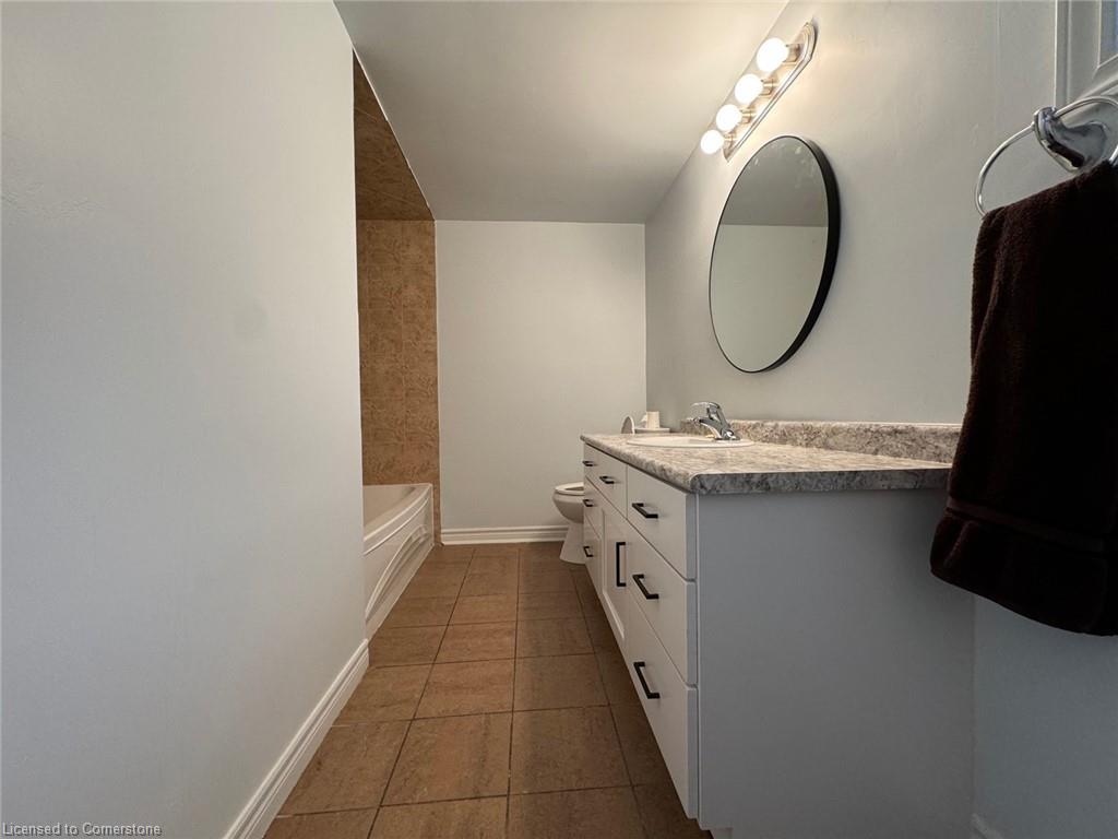 8 Mcgarry Drive Property Photo 17