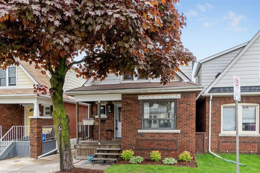 154 Cameron Avenue N Property Photo