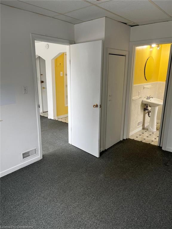 4-944 King Street W Property Photo 11