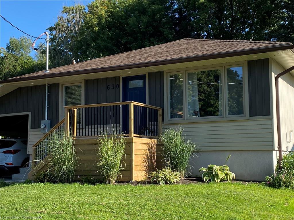 630 Waterloo Street N Property Photo 2