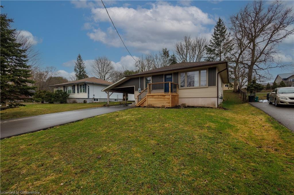 630 Waterloo Street N Property Photo 5